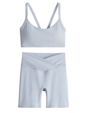 (NWT) H&M - light blue medium support sports bra & bike shorts set (XL)